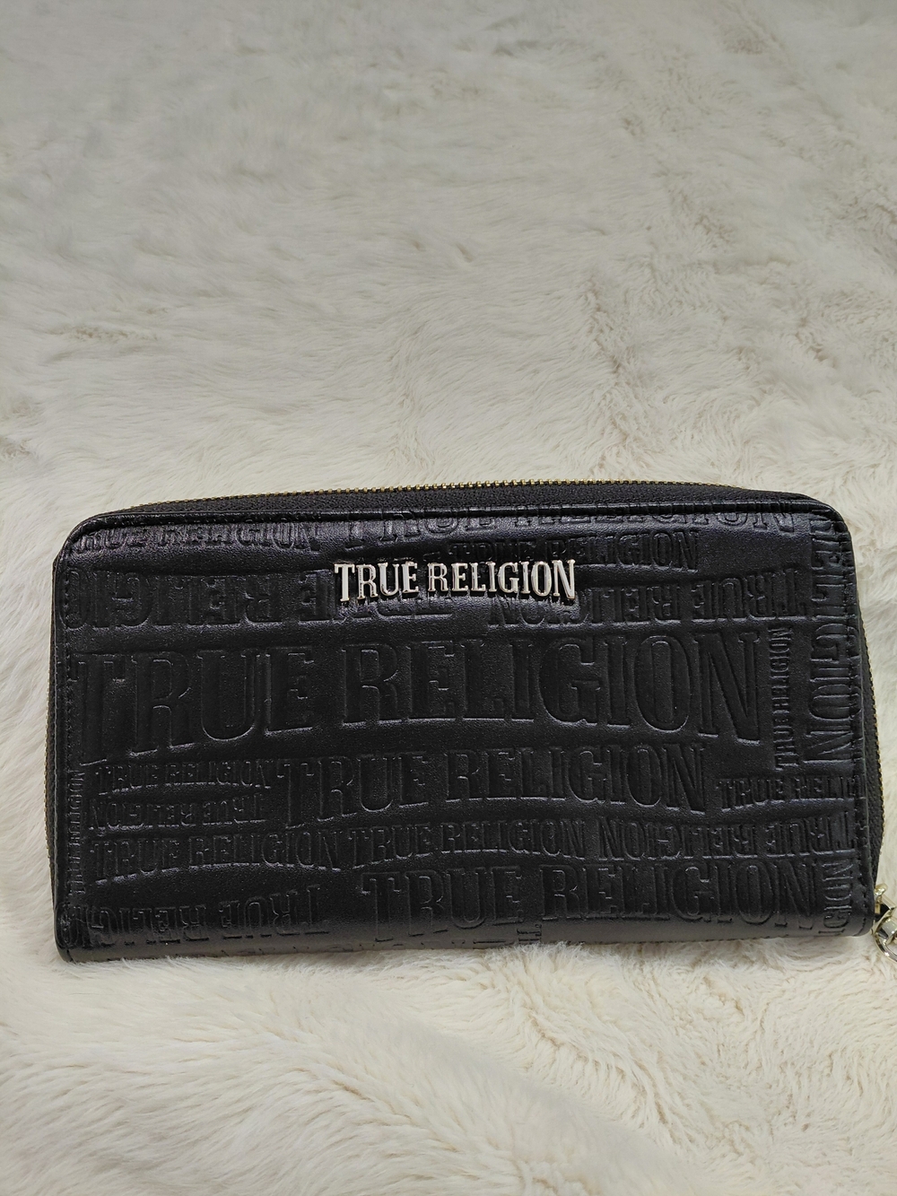 NWT True Religion Black Embossed Zip Wallet